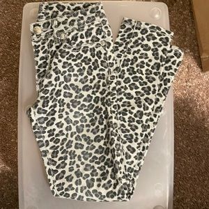 Cherokee Skinny Jeans, Size 10